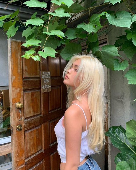 diakimeko pretty model galleries