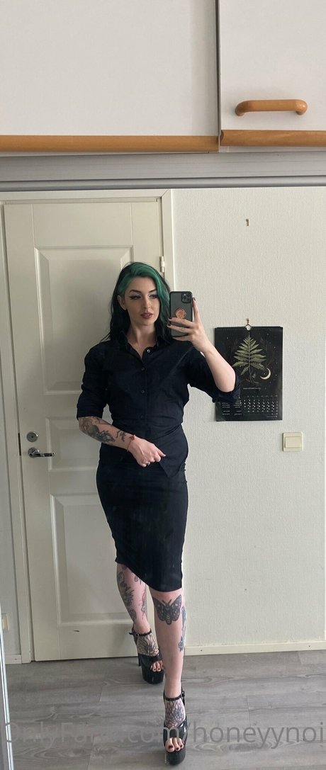 beauty curvy onlyfans beautiful nude photos