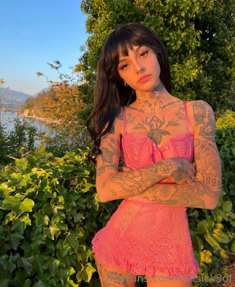 Notsick3_ model sex images