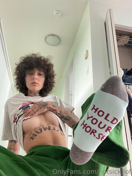 Notsick3_ model exclusive pics