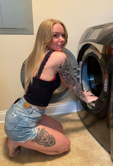 black lesbian onlyfans free nude image