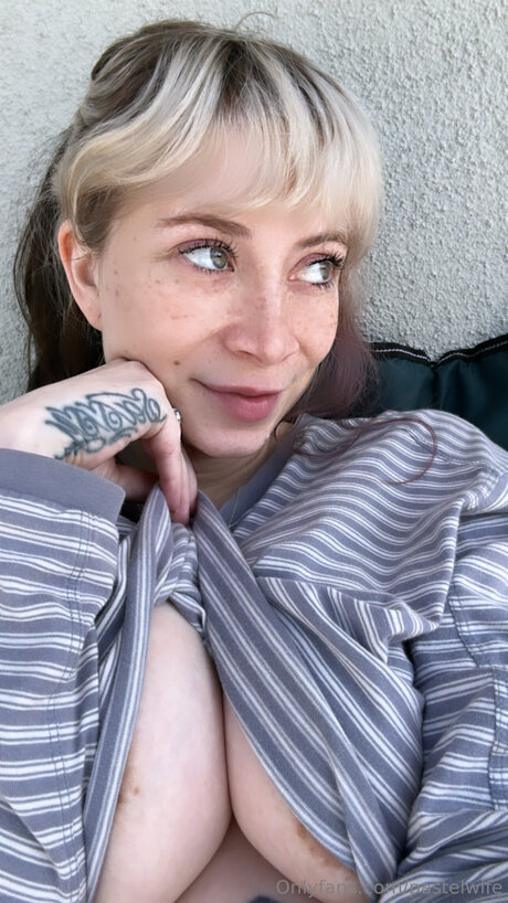 Pastelwife pornstar xxx picture