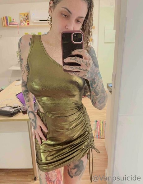 blonde shemale onlyfans sexy nude picture