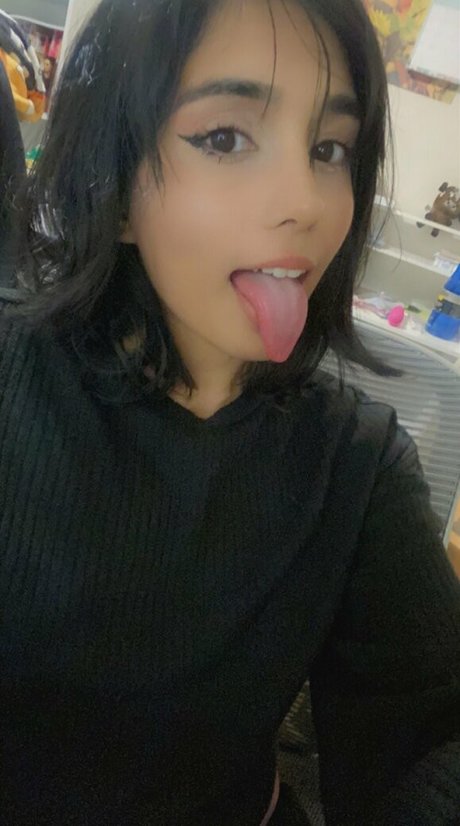 hinawynne pornstar hd img