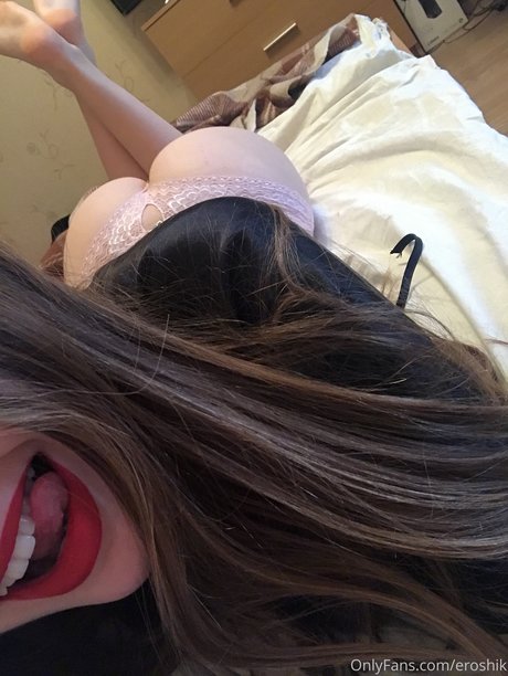 Eroshik adult model galleries