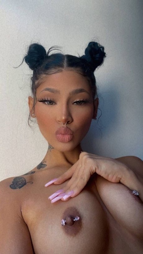 twinkle sexy actress pics