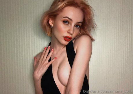 Simona Borb best actress pictures