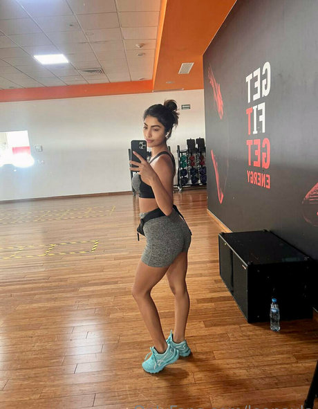 leonayla free pornstar picture