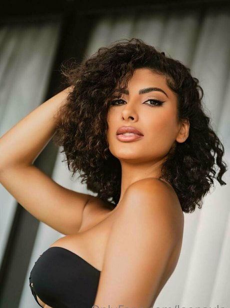 leonayla perfect model gallery