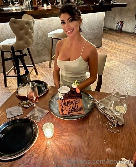 milf handjob onlyfans hot images