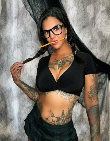 Bonnie Rotten exclusive pornstar photos