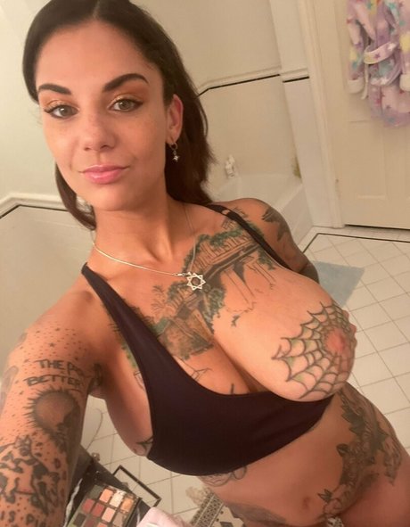 Bonnie Rotten star porn archive