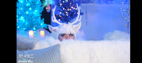 blonde shemale onlyfans exclusive pic