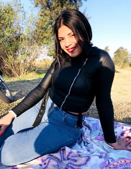 smile onlyfans free xxx images