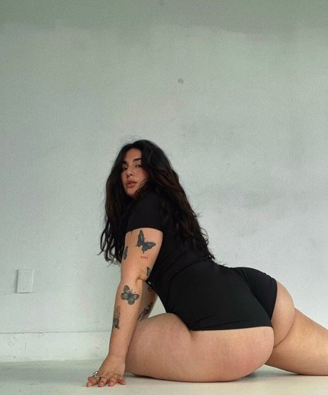 ebony squirt onlyfans adult archive