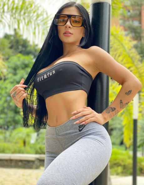 Annie Lust porn star img