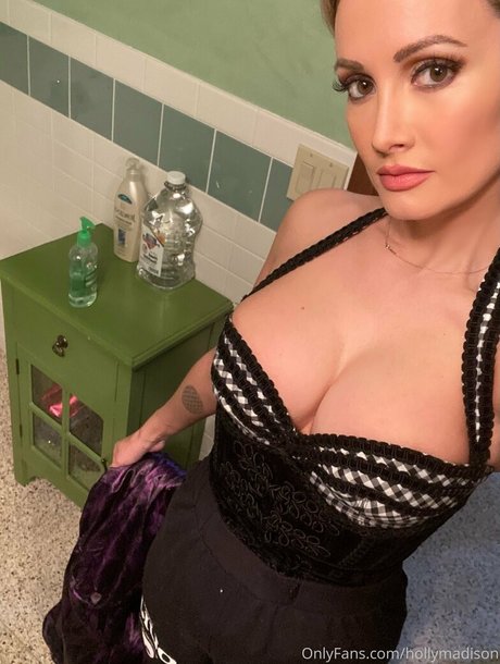 hairy armpits onlyfans hot naked img