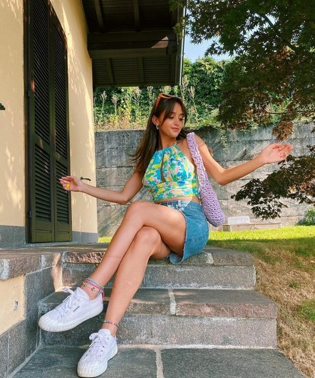 off grid onlyfans hot photos