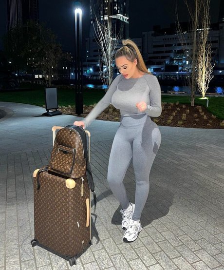 Lisa Amber model best pictures