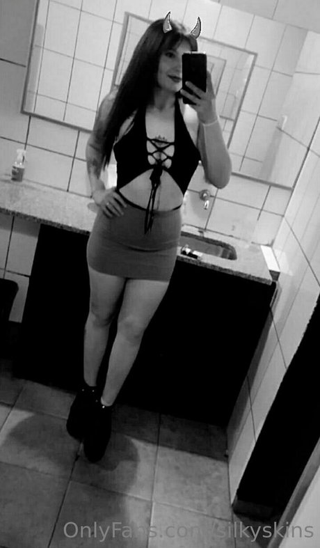 cute babe onlyfans sex images