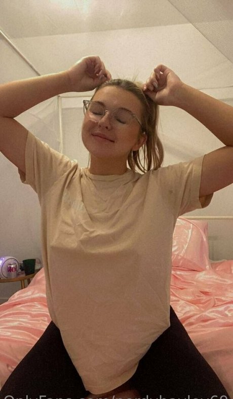 nerdyhayley69 pornstar perfect pictures