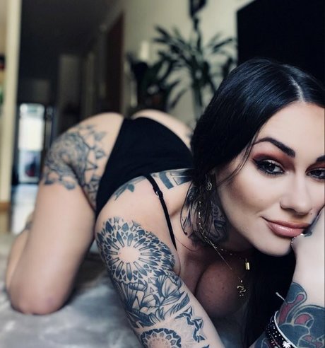 sheldonhannah exclusive actress image