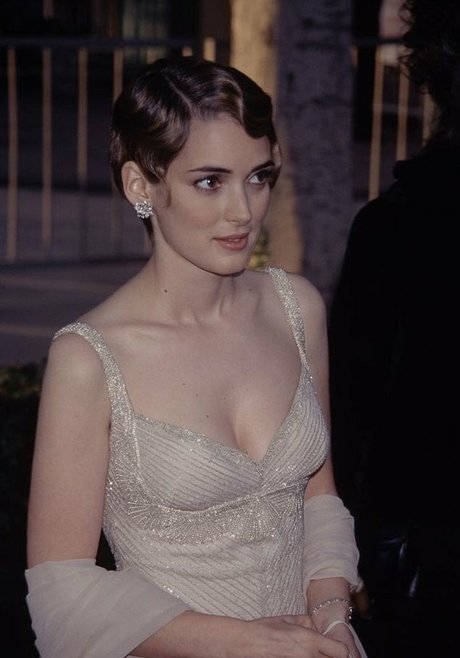 Winona Ryder star adult picture