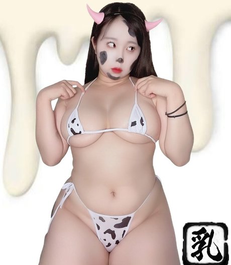 Milky Ueda sexy actress gallery