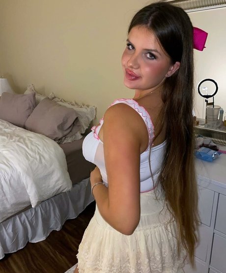 teen young onlyfans sex image