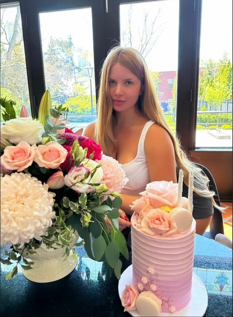 busty bbw onlyfans hot nude pics