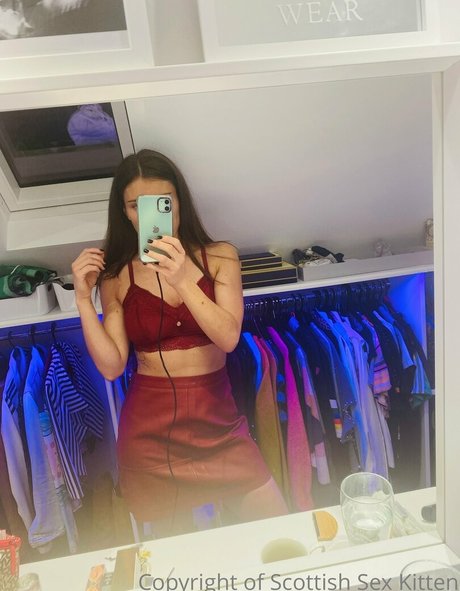 scottishsexkitten hot model gallery
