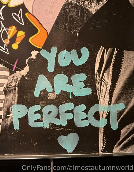 almostautumnworld star naked pics