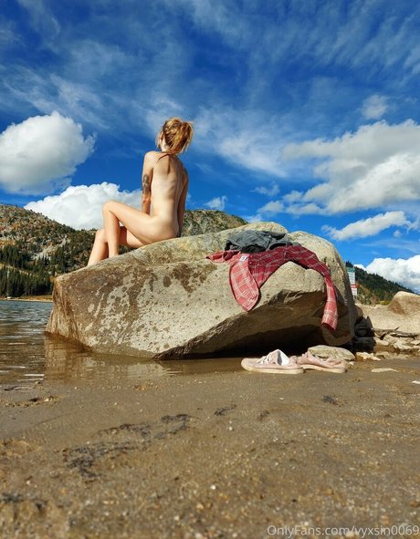 vyxsin0069 hd actress pictures