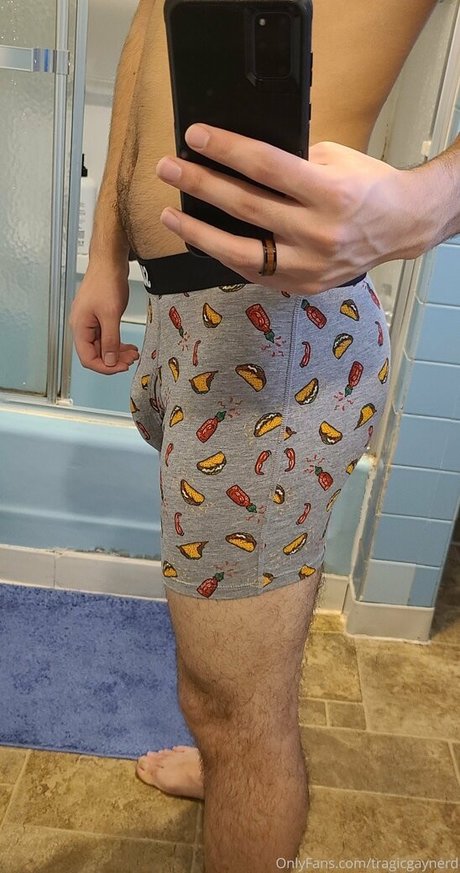 tragicgaynerd beautiful model image