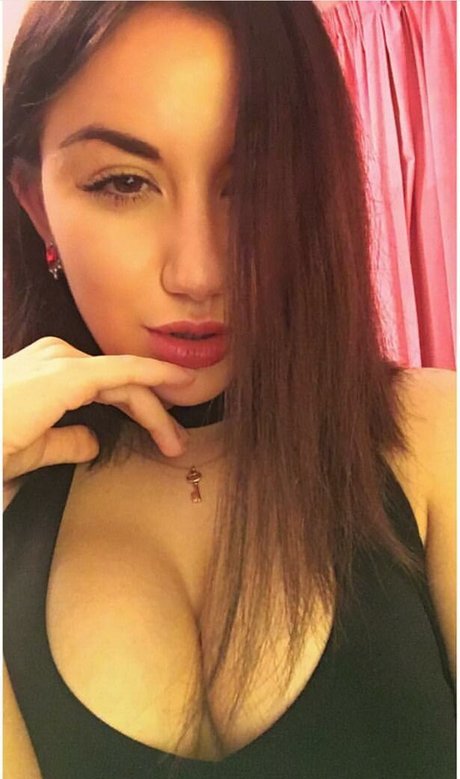 girl on girl onlyfans free naked gallery