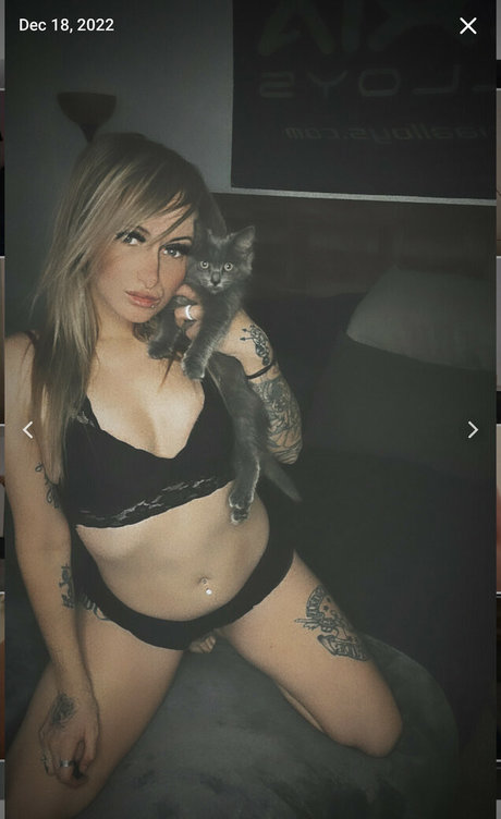 ak47killla naked pornstar archive