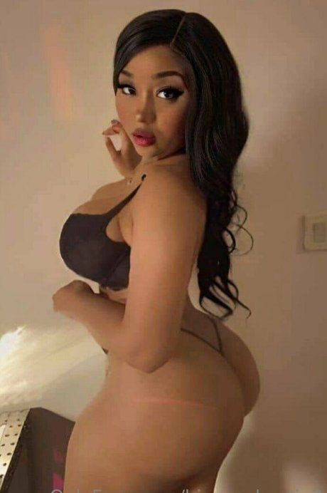 fat girls onlyfans hot images