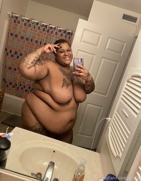 blonde princess onlyfans hd images