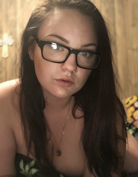 reefercheefer21 model high quality img