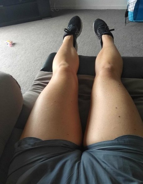 chanelbeexx model porn pics