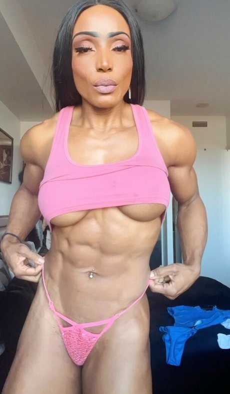 Maggie Watson nice pornstar pic