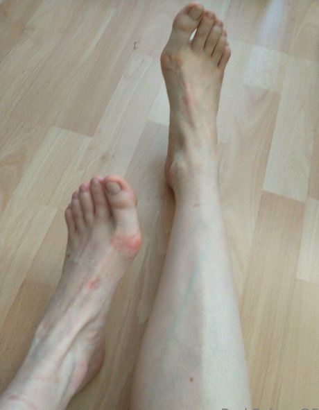 red selene adult actress image