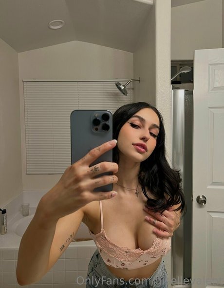 gisellevalent model best image