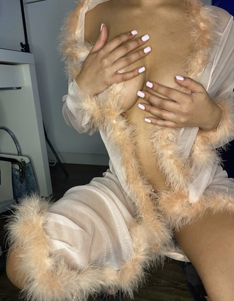 Kuwait Twins pornstar perfect galleries