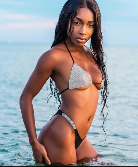 amateur trans onlyfans art nude photo