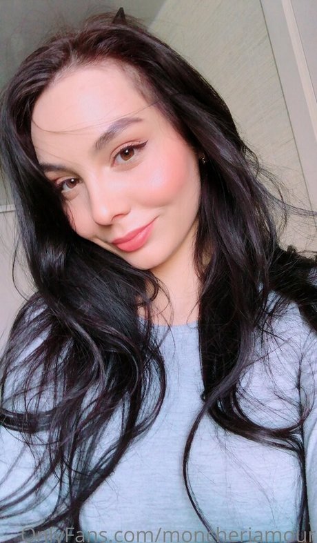 moncheriamour model sex image