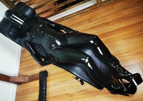 vickydevika star sexy archive