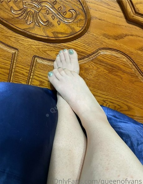 queenofvans erotic pornstar pic