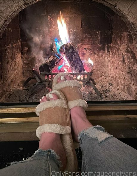 queenofvans pornstar nude pic