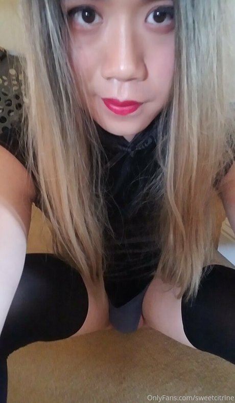 shemale handjob onlyfans beautiful nude photos